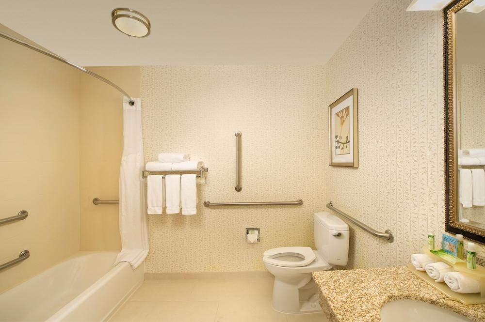 Holiday Inn Express & Suites Alexandria - Fort Belvoir By Ihg Екстер'єр фото