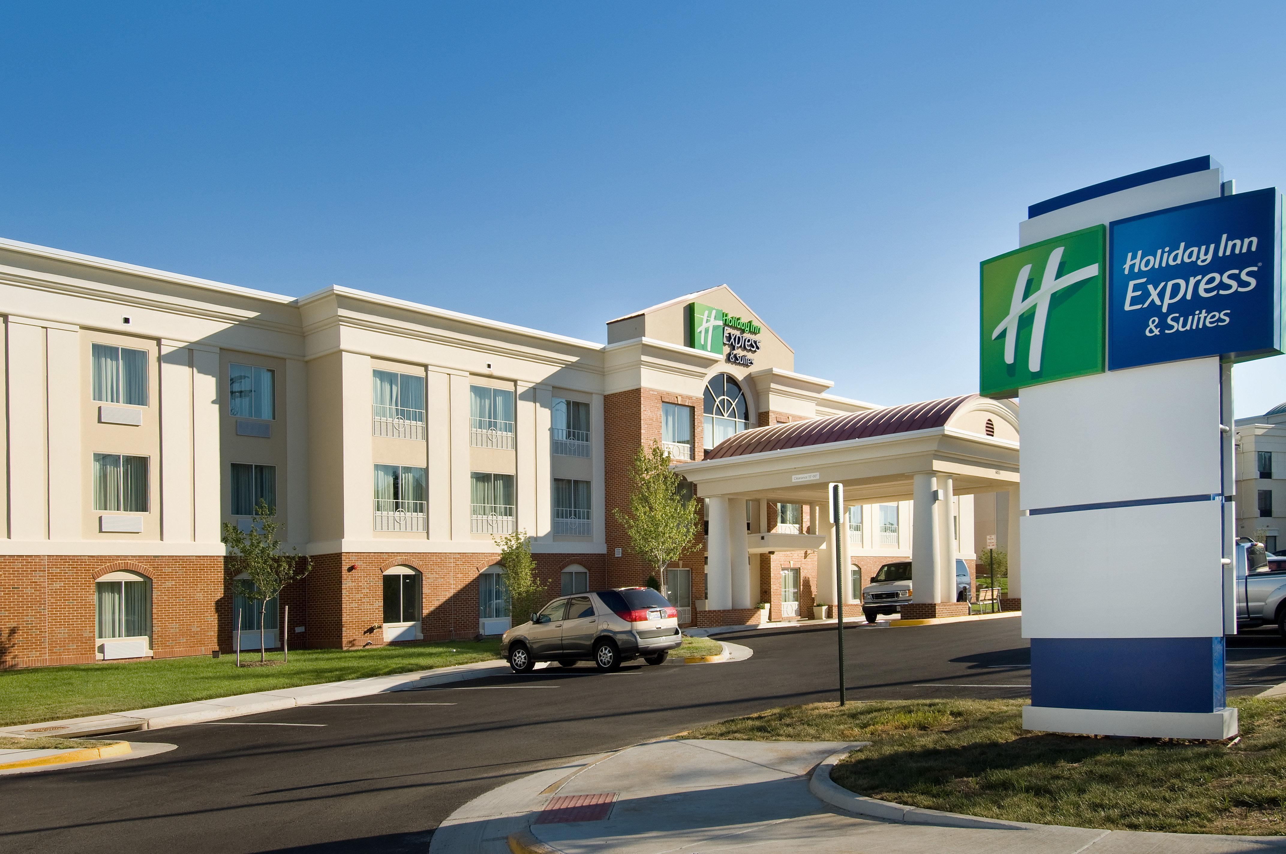 Holiday Inn Express & Suites Alexandria - Fort Belvoir By Ihg Екстер'єр фото
