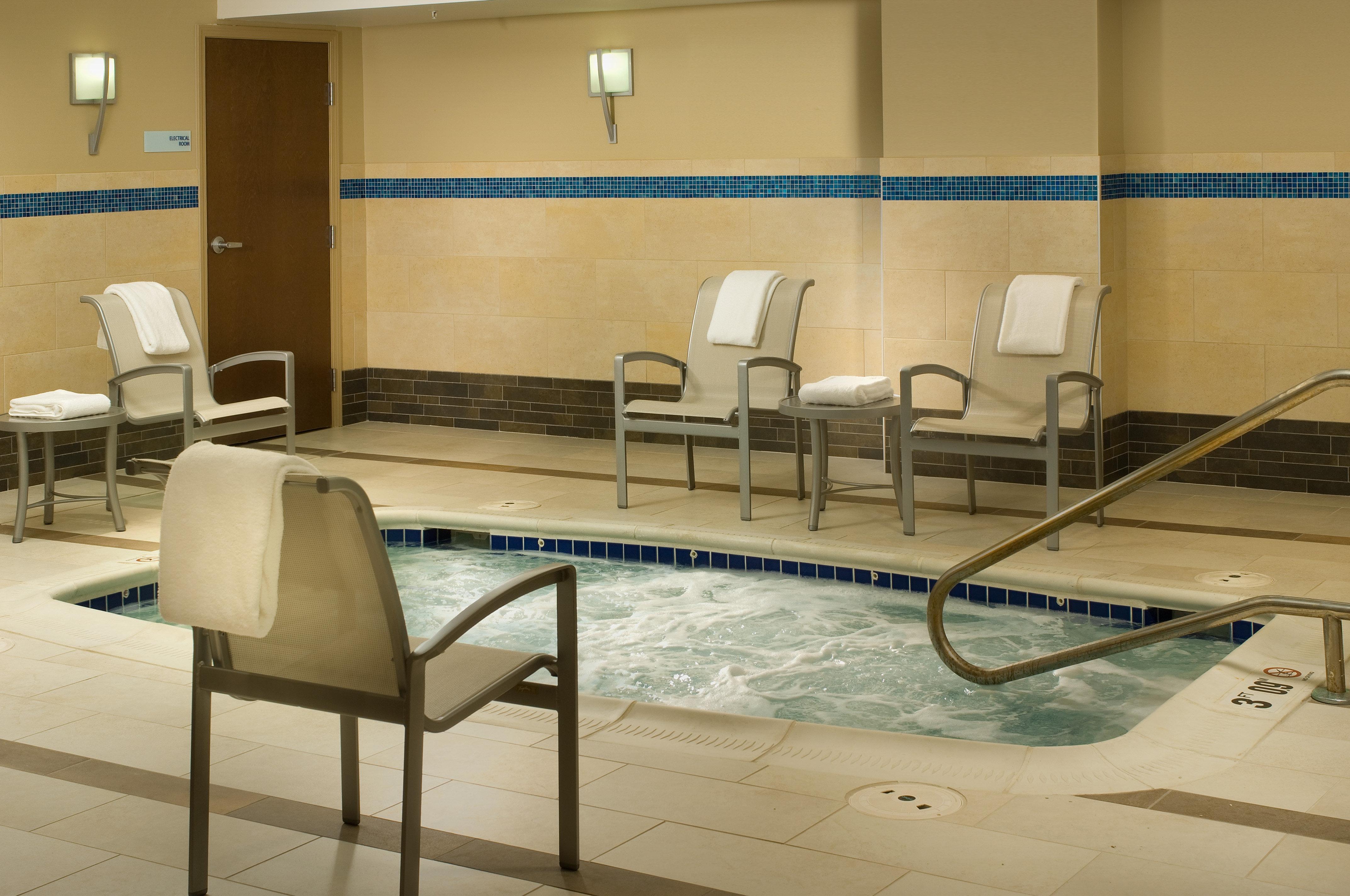 Holiday Inn Express & Suites Alexandria - Fort Belvoir By Ihg Екстер'єр фото