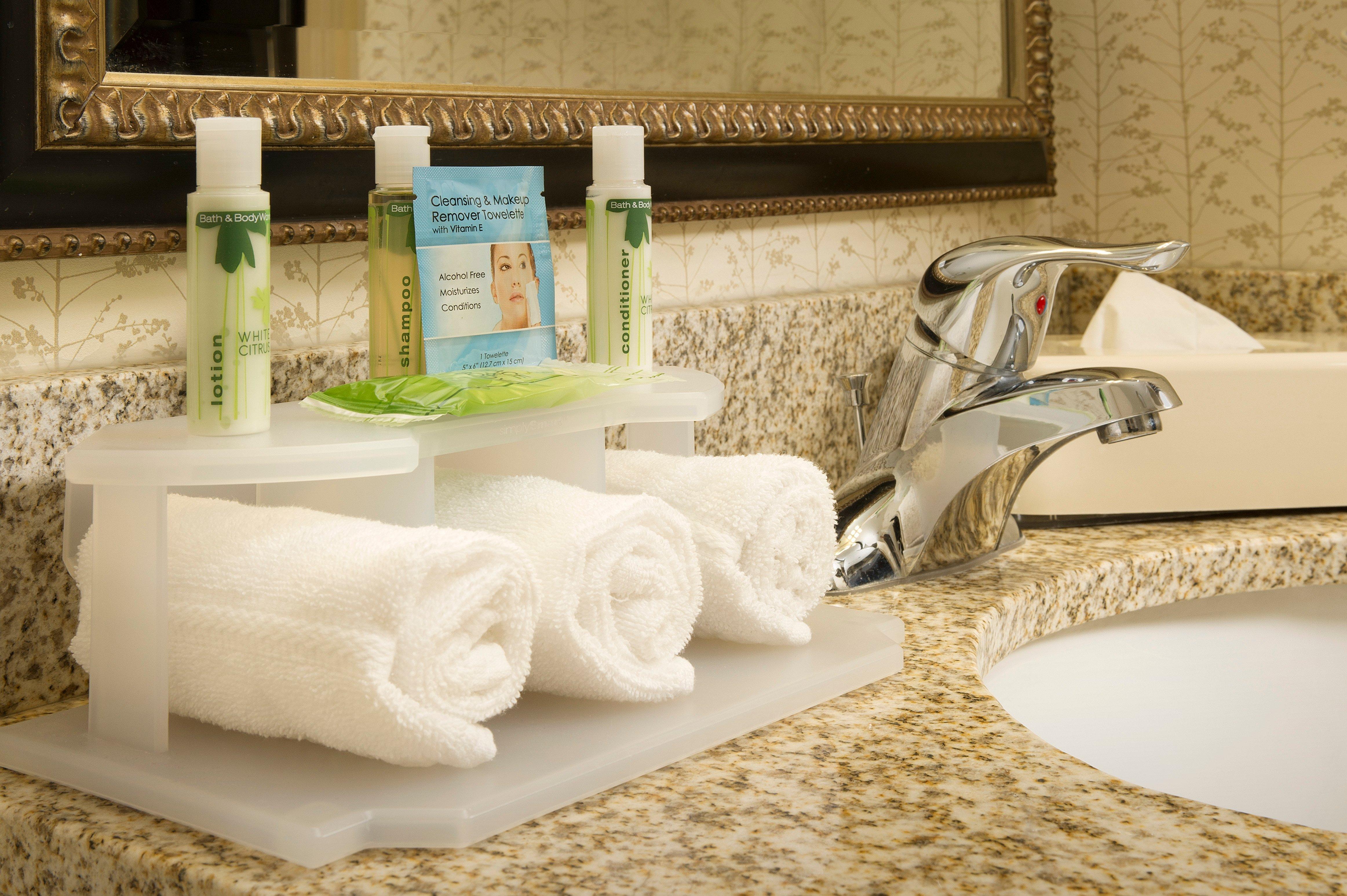 Holiday Inn Express & Suites Alexandria - Fort Belvoir By Ihg Екстер'єр фото