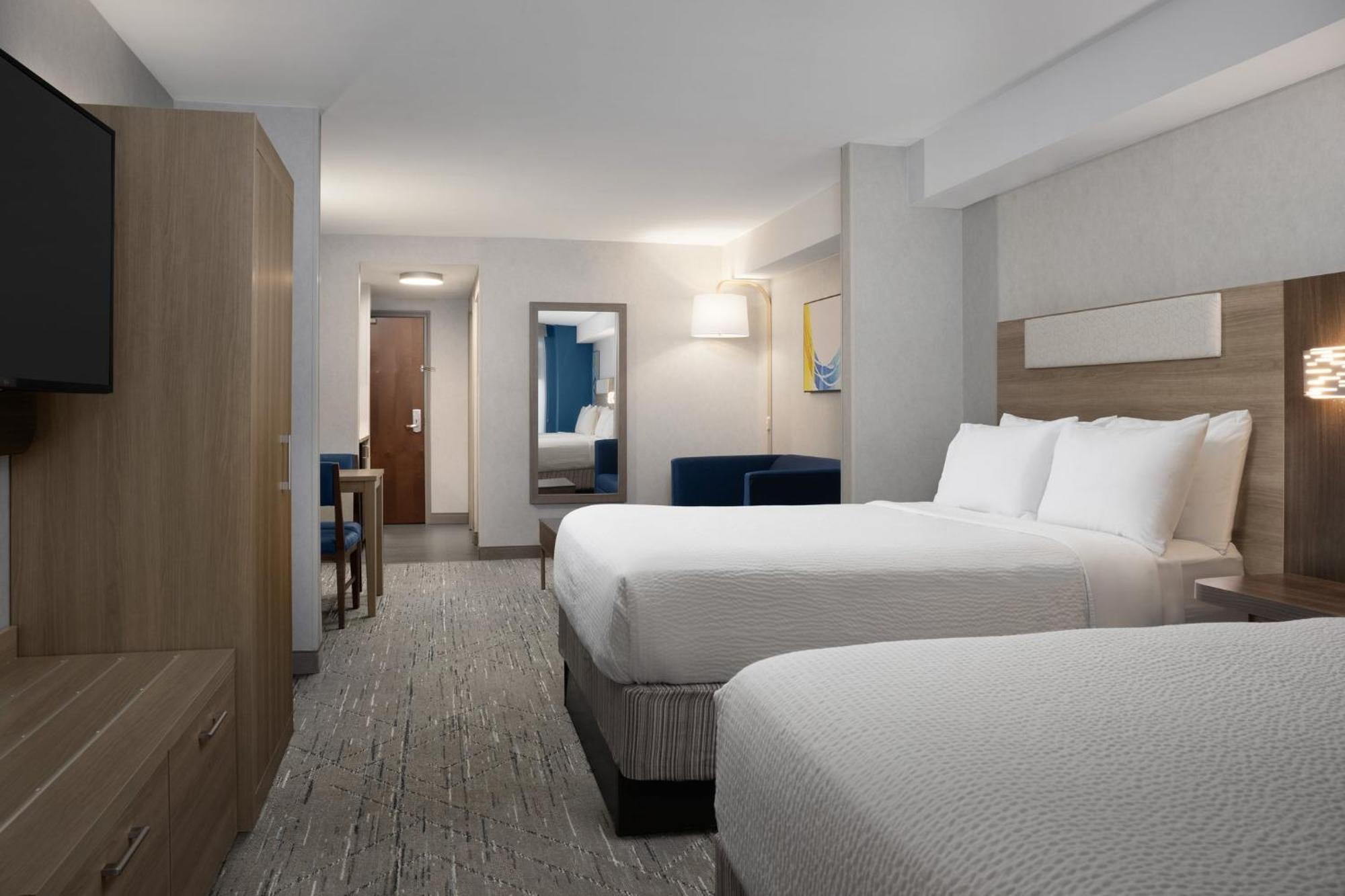 Holiday Inn Express & Suites Alexandria - Fort Belvoir By Ihg Екстер'єр фото