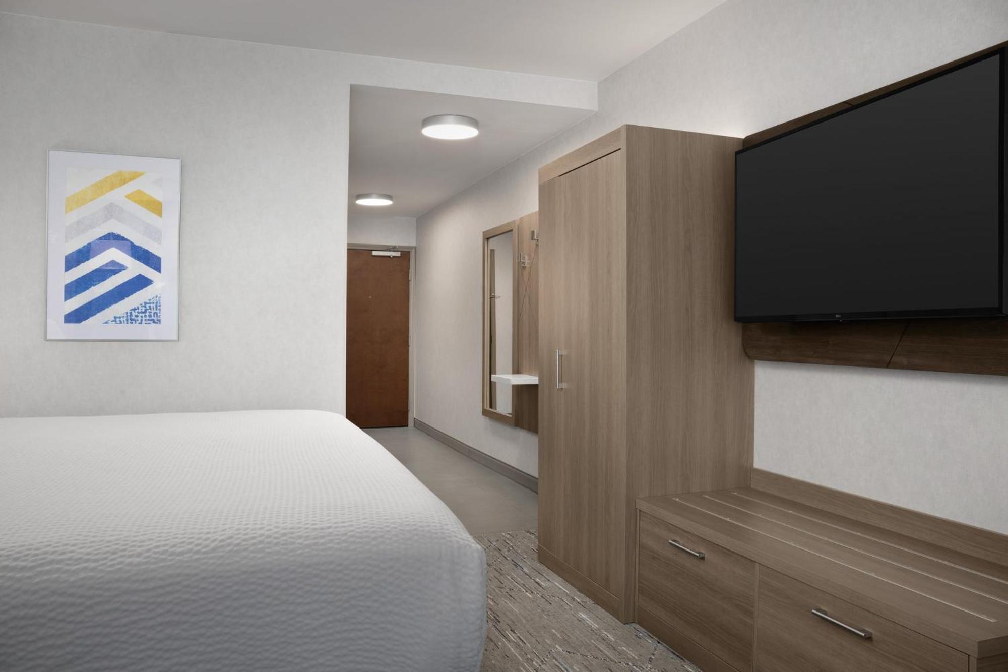 Holiday Inn Express & Suites Alexandria - Fort Belvoir By Ihg Екстер'єр фото