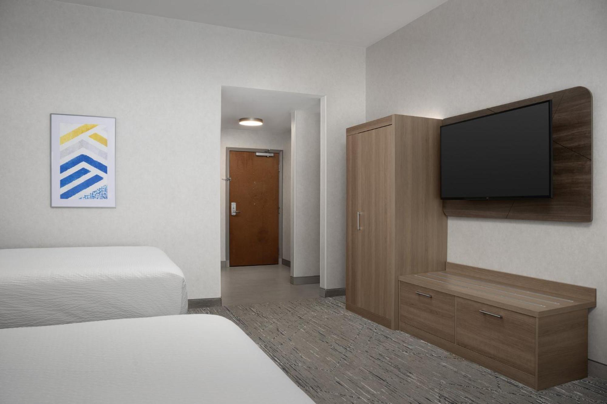 Holiday Inn Express & Suites Alexandria - Fort Belvoir By Ihg Екстер'єр фото
