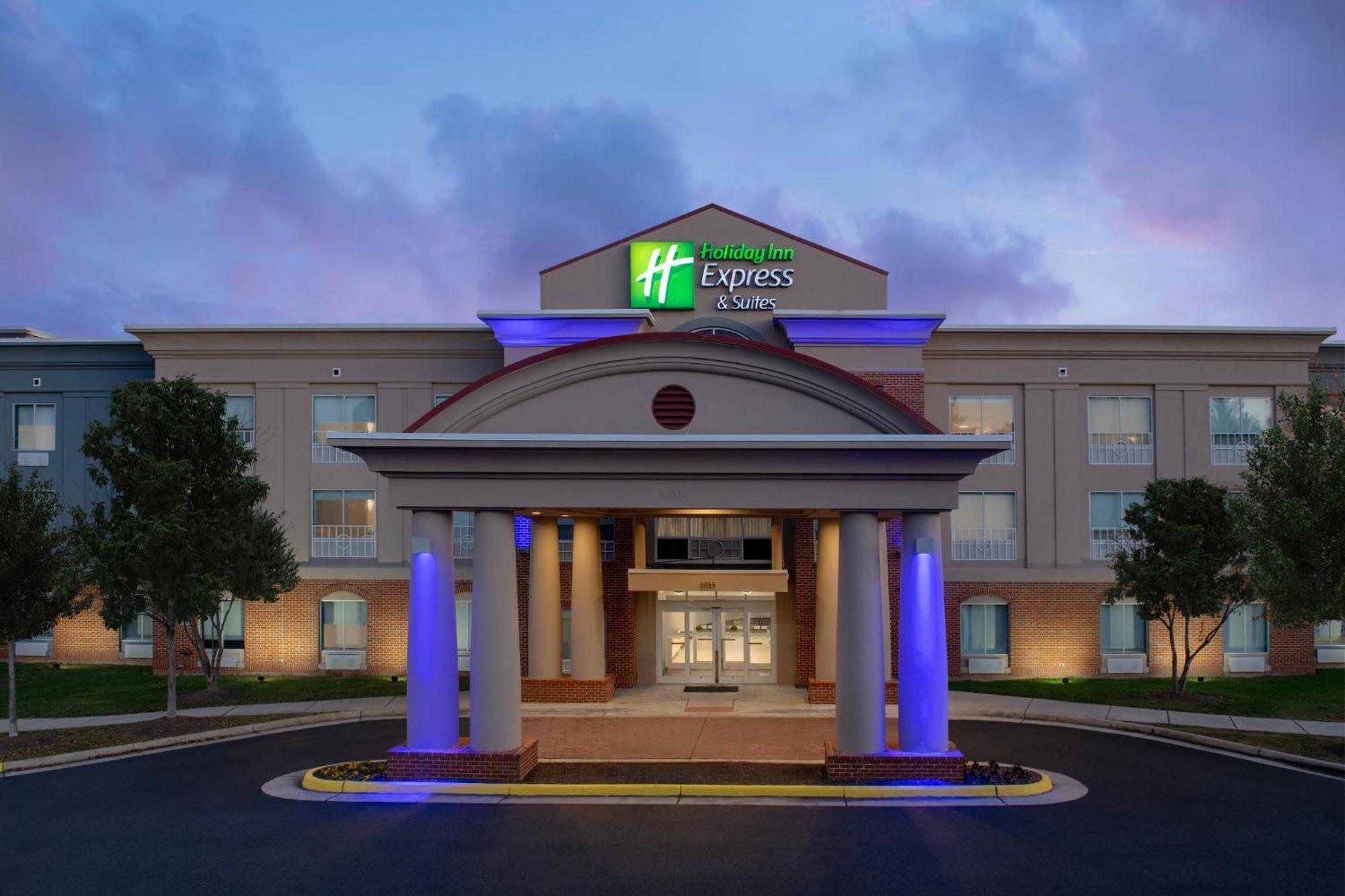 Holiday Inn Express & Suites Alexandria - Fort Belvoir By Ihg Екстер'єр фото