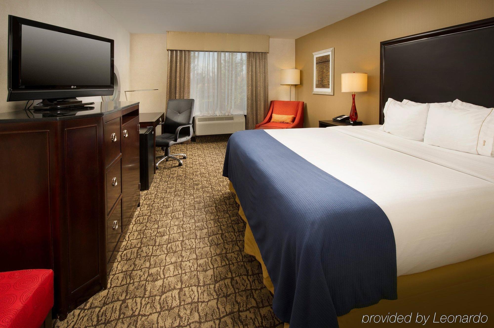 Holiday Inn Express & Suites Alexandria - Fort Belvoir By Ihg Екстер'єр фото